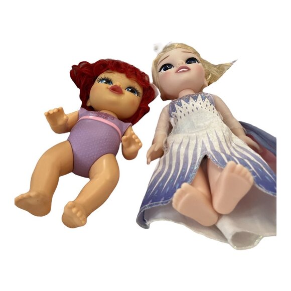 Disney Princess Elsa Doll & Baby Doll Set 11" & 13" Figures With Outfits - Picture 4 of 4